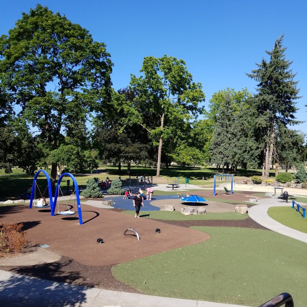 Les Gove Park 5